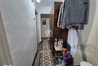 Apartament cu 3 camere semidecomandat în Central - 5
