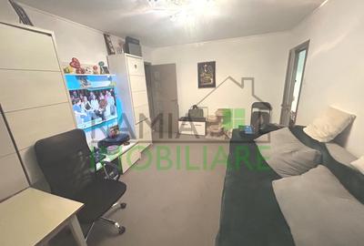 Apartament cu 3 camere semidecomandat, mobilat în Tractorul - 7