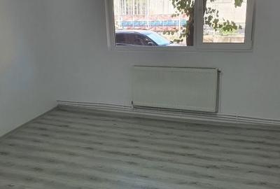Apartament cu 2 camere decomandat în Exterior Vest - 2