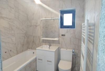 Casă cu 4 camere cu Teren 500 Mp în Blandiana - 1