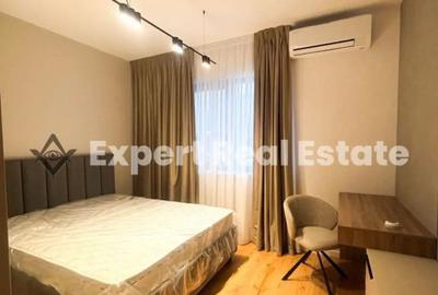 Apartament cu 3 camere semidecomandat, mobilat în Tunari