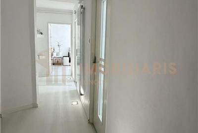 Apartament cu 2 camere decomandat în Central - 3