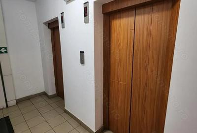 Vand apartament cu 2 camere comision 0 - 13