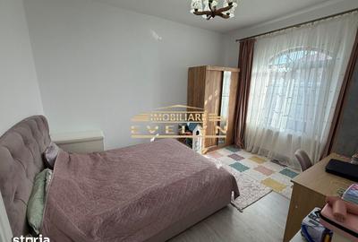 Casă cu 3 camere decomandat cu Teren 387 Mp în Central - 2