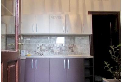 Apartament 4 Camere Vanzare - Piata Sfatului - 6