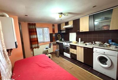 Casă cu 3 camere cu Teren 550 Mp în Recea - 2