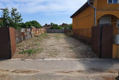 Teren de 353 mp, în Central - 2