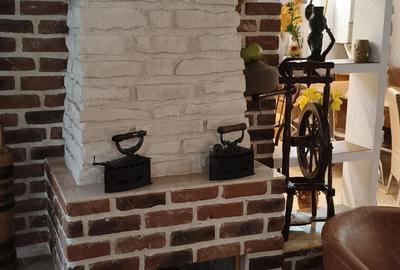 Casă cu Teren 730 Mp în Piatra Arsă