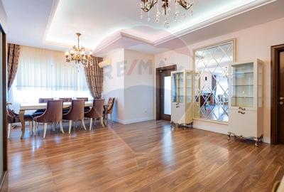 Penthouse de vanzare in Mamaia vedere frontala lac si marea Neagra - 31