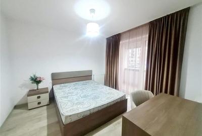 Apartament cu 3 camere decomandat, mobilat în Tractorul - 10