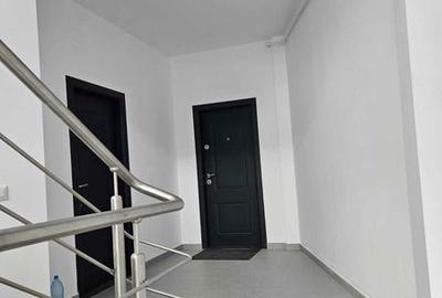 Apartament cu 3 camere în Central - 1