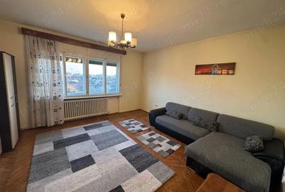 Apartament cu 3 camere decomandat în Central - 11