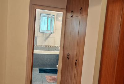 Apartament cu 2 camere decomandat, mobilat în Pajura - 7