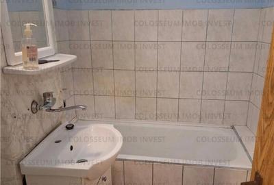 Garsonieră decomandată în Răcădău
