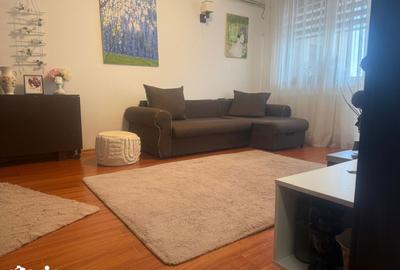 Apartament cu 2 camere decomandat în Central - 2