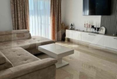 Apartament cu 4 camere în Central - 1