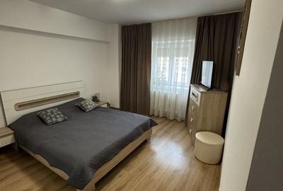 Apartament cu 3 camere decomandat în Central - 1