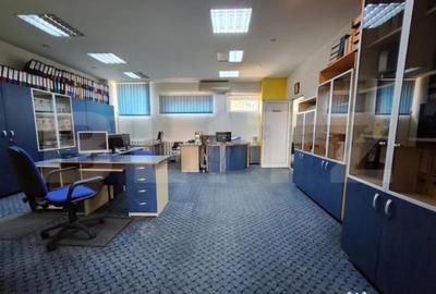 Spațiu comercial, de 158 mp, în Central - 3