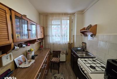 Apartament cu 3 camere decomandat în Vlahuță - 3
