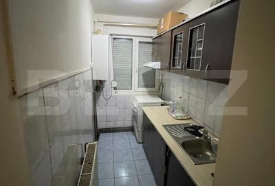 Apartament de vanzare, cu 2 camere, 50 mp, zona Micro 15 - 6