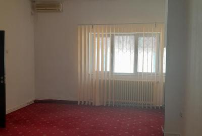 Casă individuală cu 5 camere cu Canalizare în Vatra Luminoasă - 5