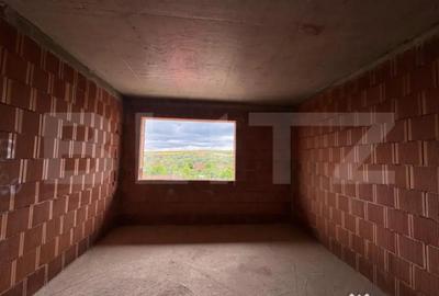 Casă cu 4 camere cu Teren 1760 Mp în Central - 10