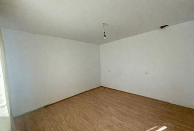 Casă individuală cu 3 camere cu Canalizare în Frătăuții Noi - 6