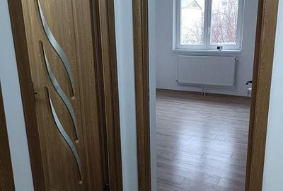 Apartament cu 2 camere decomandat în Mărăței