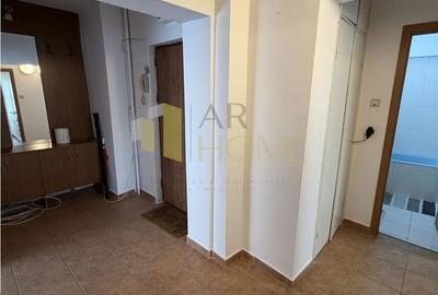 Apartament cu 3 camere, mobilat în Republicii - 14