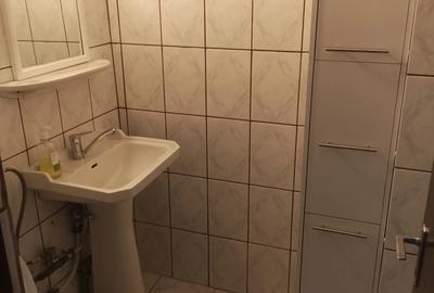PARTICULAR, apartament cu 3 camere, hol H, 2 bai, mobilat, utilat, Liberty mall, Chirigiu - 3