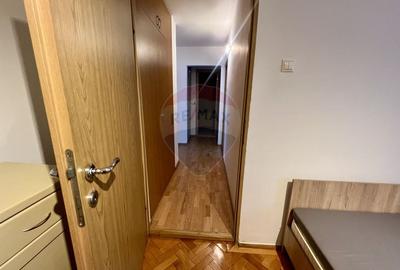 Apartament spatios 4 camere in cartierul Strand - 13