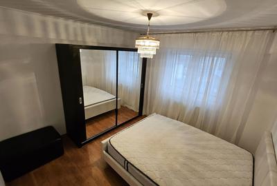 Apartament cu 4 camere decomandat în Central - 4