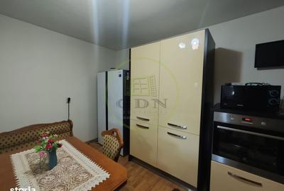 Casă cu 4 camere în Malu Mare - 9