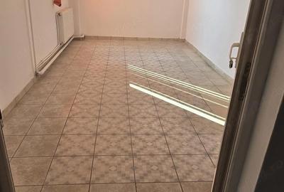 Spațiu comercial, de 30 mp, în Central