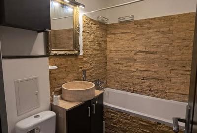 Apartament cu 3 camere decomandat, mobilat în Tomis III - 11