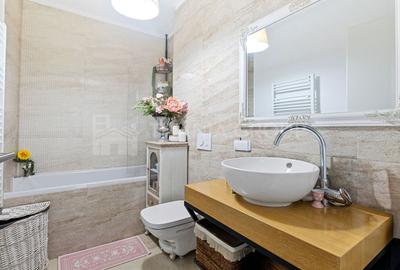 Apartament cu 3 camere decomandat, mobilat în Tractorul - 8