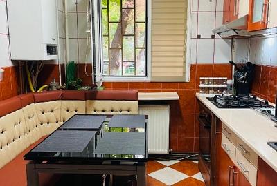 Apartament cu 3 camere decomandat în Apărătorii Patriei - 5