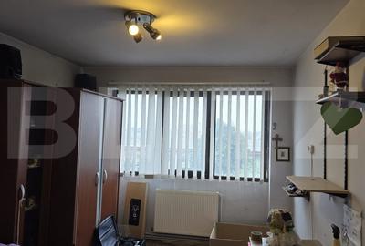 Apartament de vanzare, cu 2 camere, 52 mp, zona Micro 14 - 3