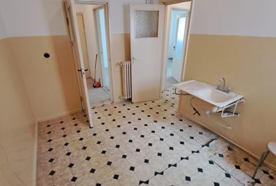 2 camere, pentru LOCUIT sau INVESTITIE, piata, parc, metrou Drumul Taberei, alee - 6