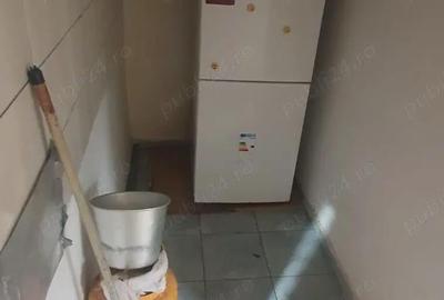 Casă cu 3 camere cu Teren 200 Mp în Central - 2