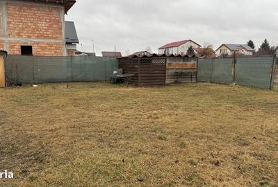 Teren de 553 mp, în Șerbănești - 2