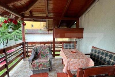 Casa 274 mp, teren 443 mp, zona centru LIVADA, pretabila si - 5