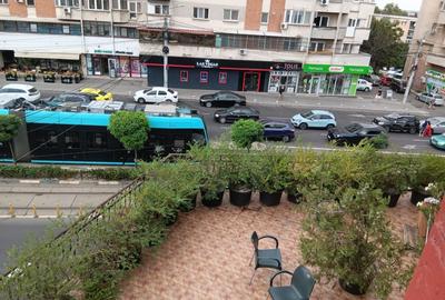 2 spații/apartamente – câte un etaj integral  ,în insulă/intersecție,la  Smith - 6