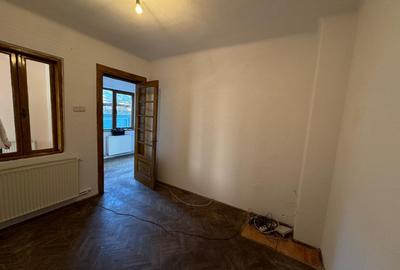 Vanzare Casa 3 Camere - Zona Ana Ipatescu, Langa Penitenciar - 10