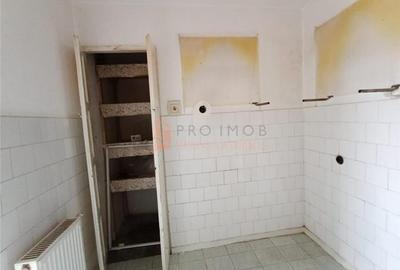 EXCLUSIVITATE!!!  Apartament 3 camere cf1 decomandat zona Centru - 8