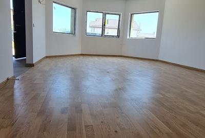 Casă cu 5 camere cu Teren 400 Mp în Adunații-Copăceni - 7