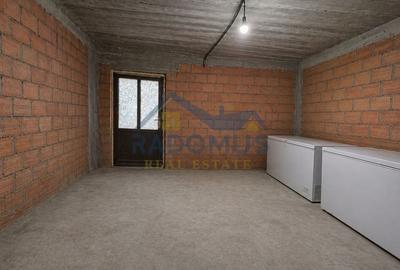 Casă individuală cu 5 camere cu Canalizare în Strejnicu - 3