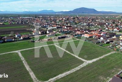 Teren de 502 mp, în Hălchiu