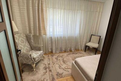 Apartament cu 3 camere decomandat în Central - 2