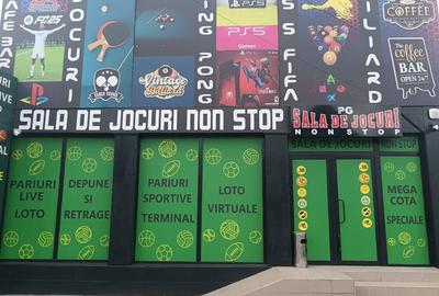 Spațiu comercial, de 250 mp, în Central - 3